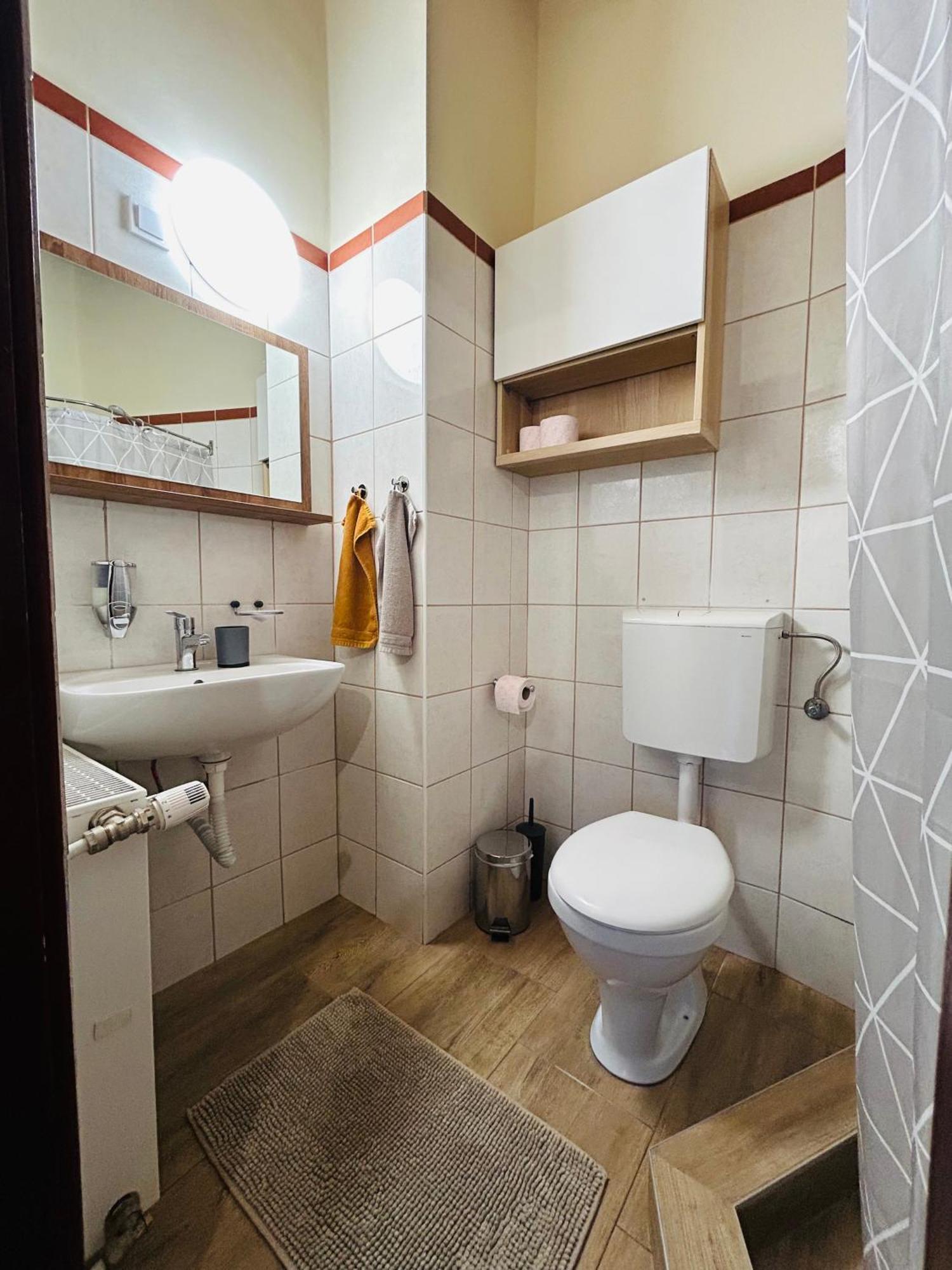 Harmonia Vendeghaz Hotel Miskolc Ngoại thất bức ảnh