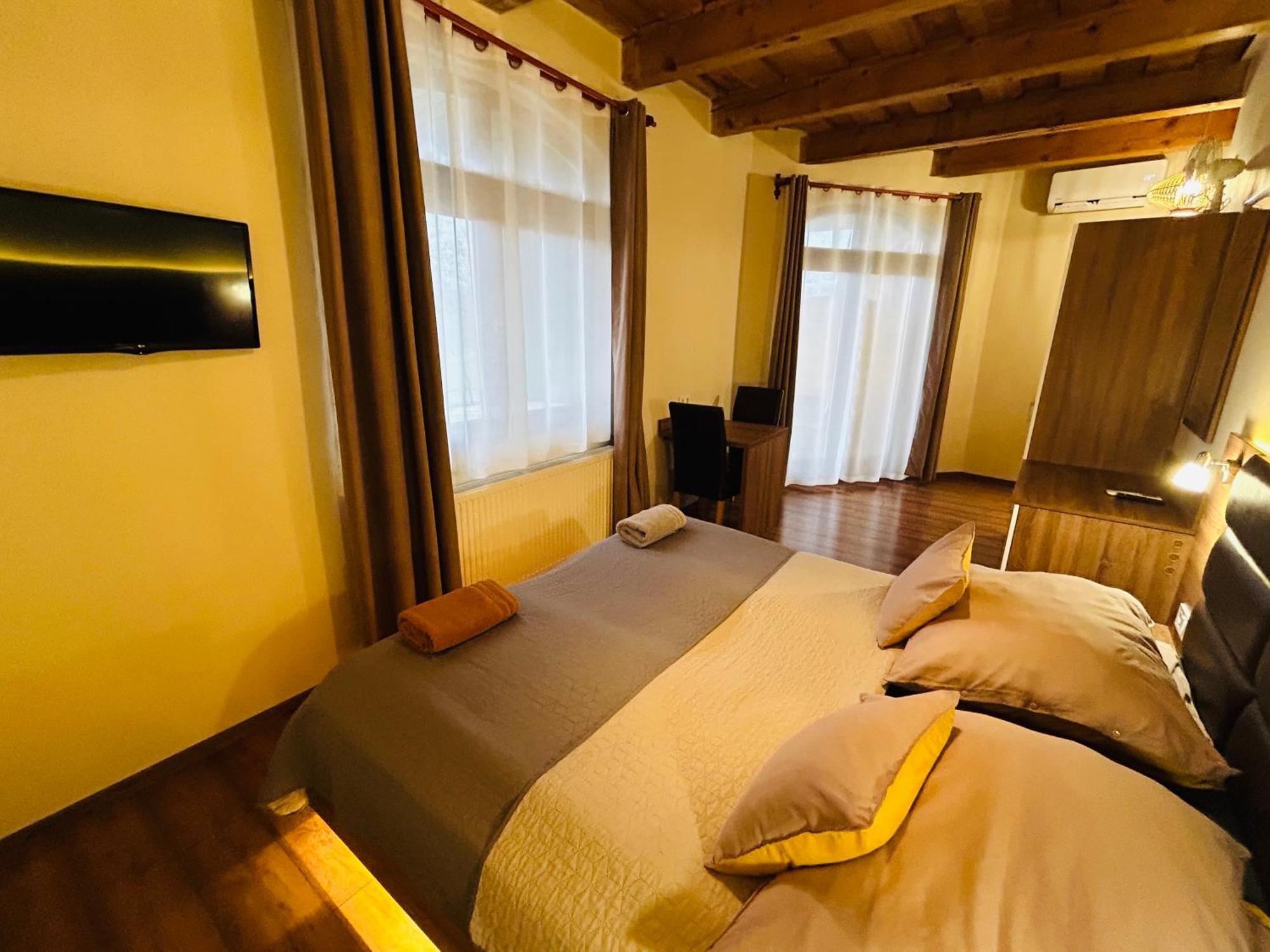 Harmonia Vendeghaz Hotel Miskolc Ngoại thất bức ảnh
