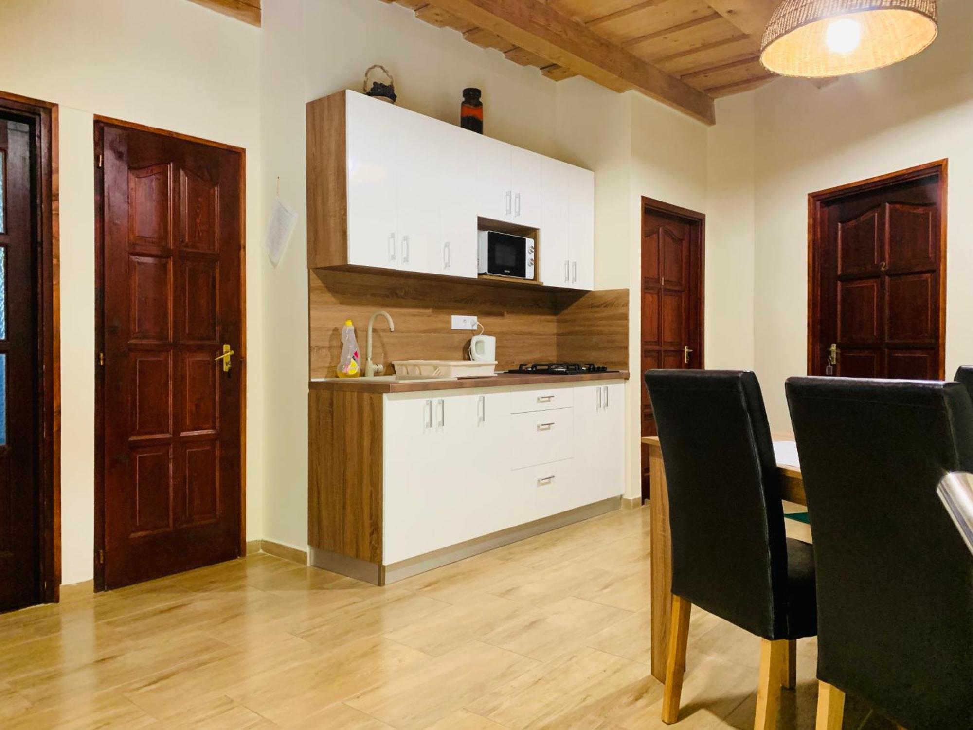 Harmonia Vendeghaz Hotel Miskolc Ngoại thất bức ảnh