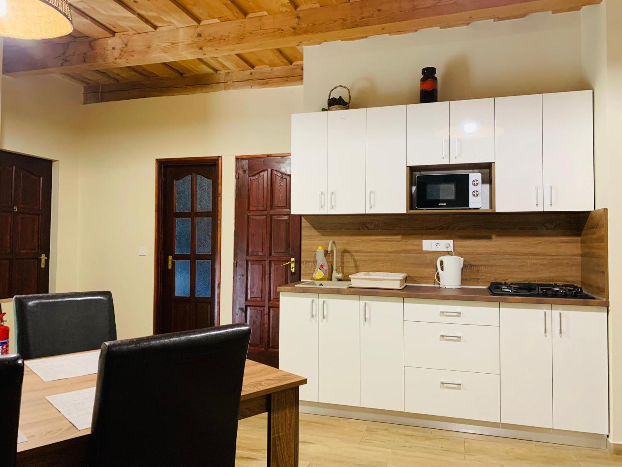 Harmonia Vendeghaz Hotel Miskolc Ngoại thất bức ảnh